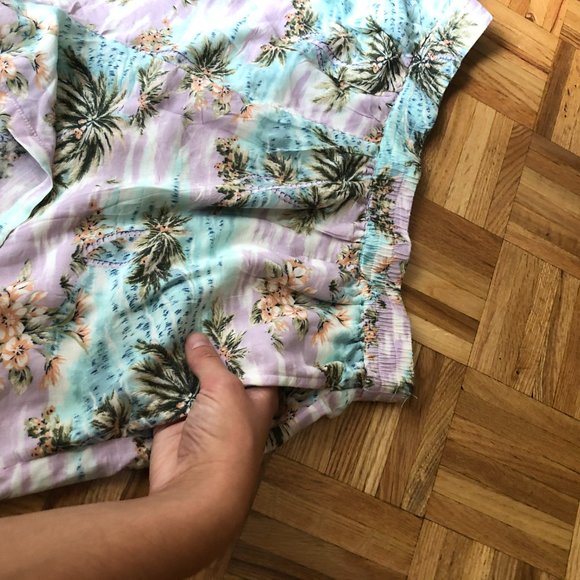 AE Hawaiian Shirt + Short Set - Picture 7 of 9